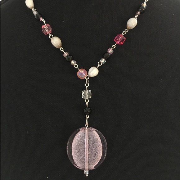 Black Pink White Necklace Pendant - Picture 5 of 6